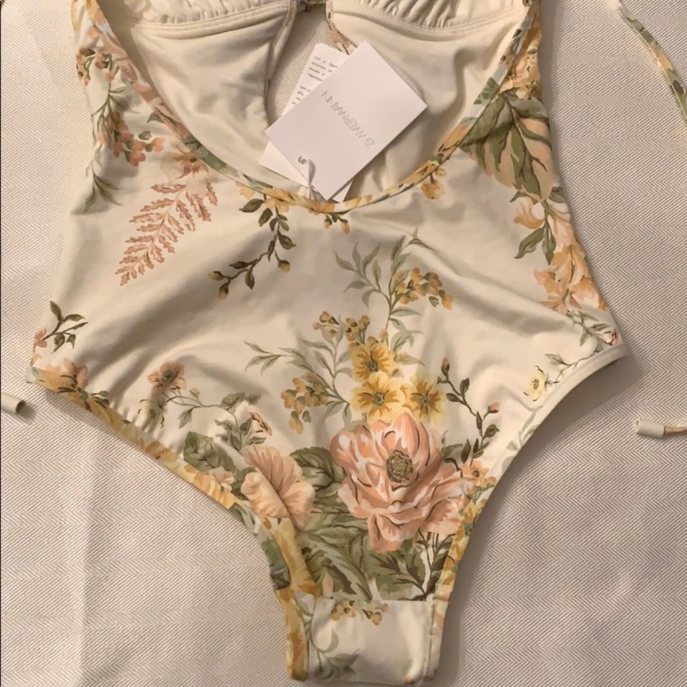 Zimmermann Amelie Floral Scalloped Frill Ruffle - Picture 11 of 14